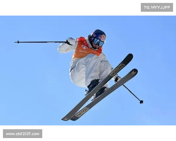 国际雪联持续评估风速、能见度等气象条件对赛事安全影响